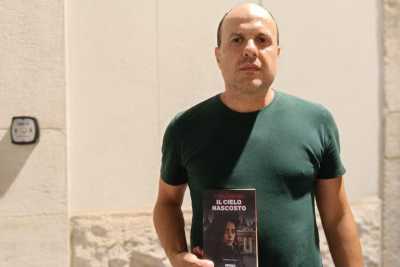 Vito Lopriore: �Scrivo gialli, ma i miei punti di riferimento sono i grandi autori classici�